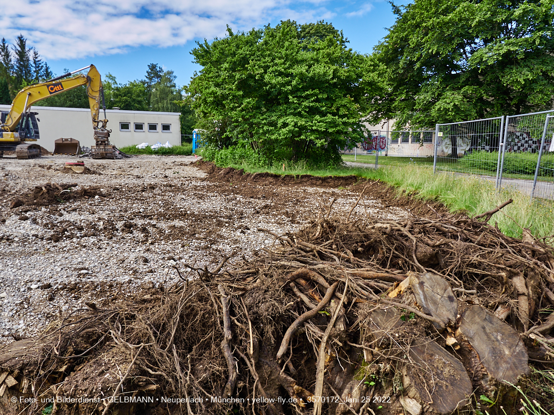 25.06.2022 - Baustelle zur Mütterberatung und Haus für Kinder